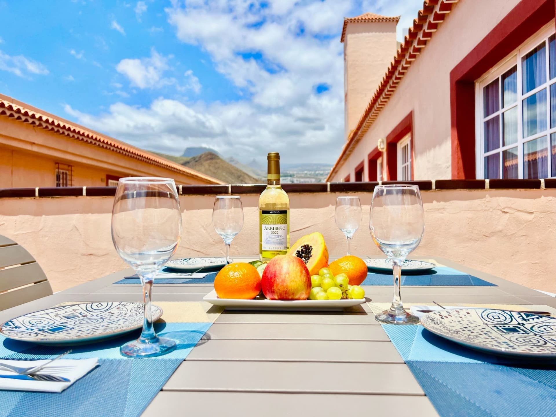 Appartement in Los Cristianos mit gemeinsamem Pool und Terrasse