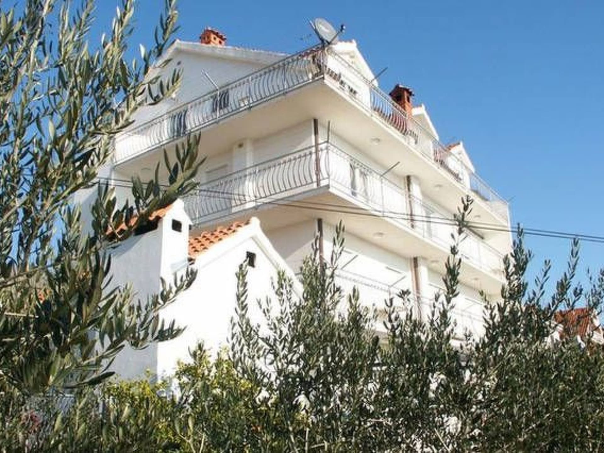 in Seget Donji mit Garten und Grill