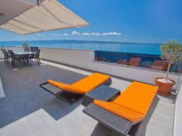 Charmantes Ferienhaus mit grünem Garten