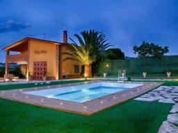 in Petacciato mit Terrasse, Grill und Garten