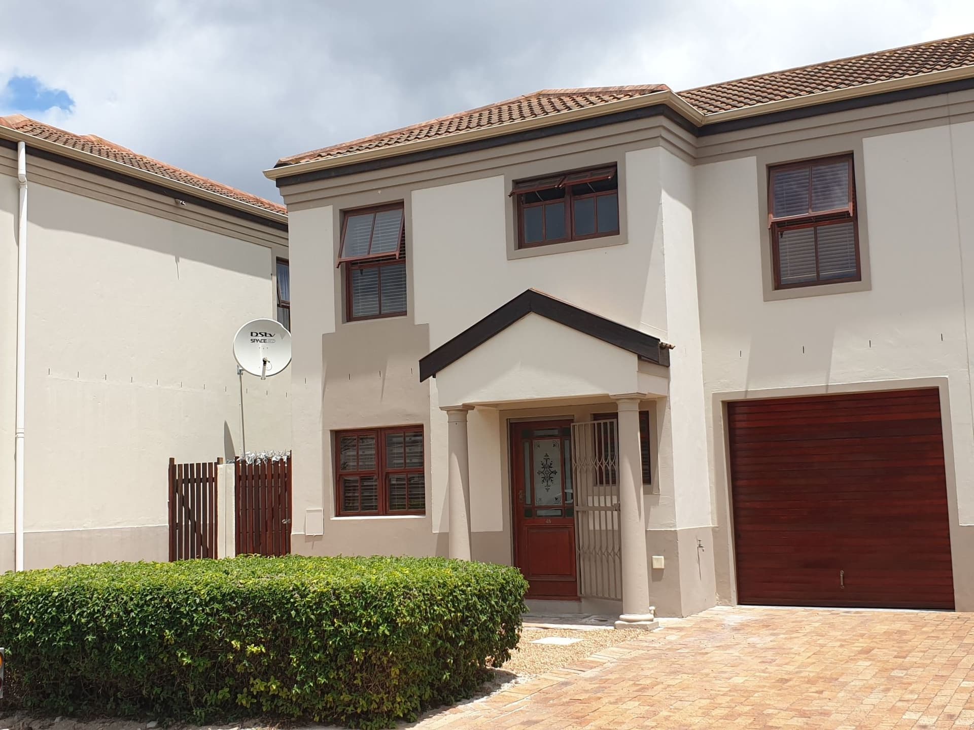 in Kirstenhof mit Privatem Garten