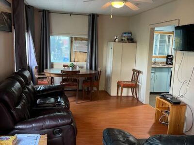 Birch Cabin: Lakefront Hideaway Resort - 3 bedroom