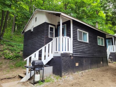 ELM Cabin: Lakefront Hideaway Resort - 2 bedroom