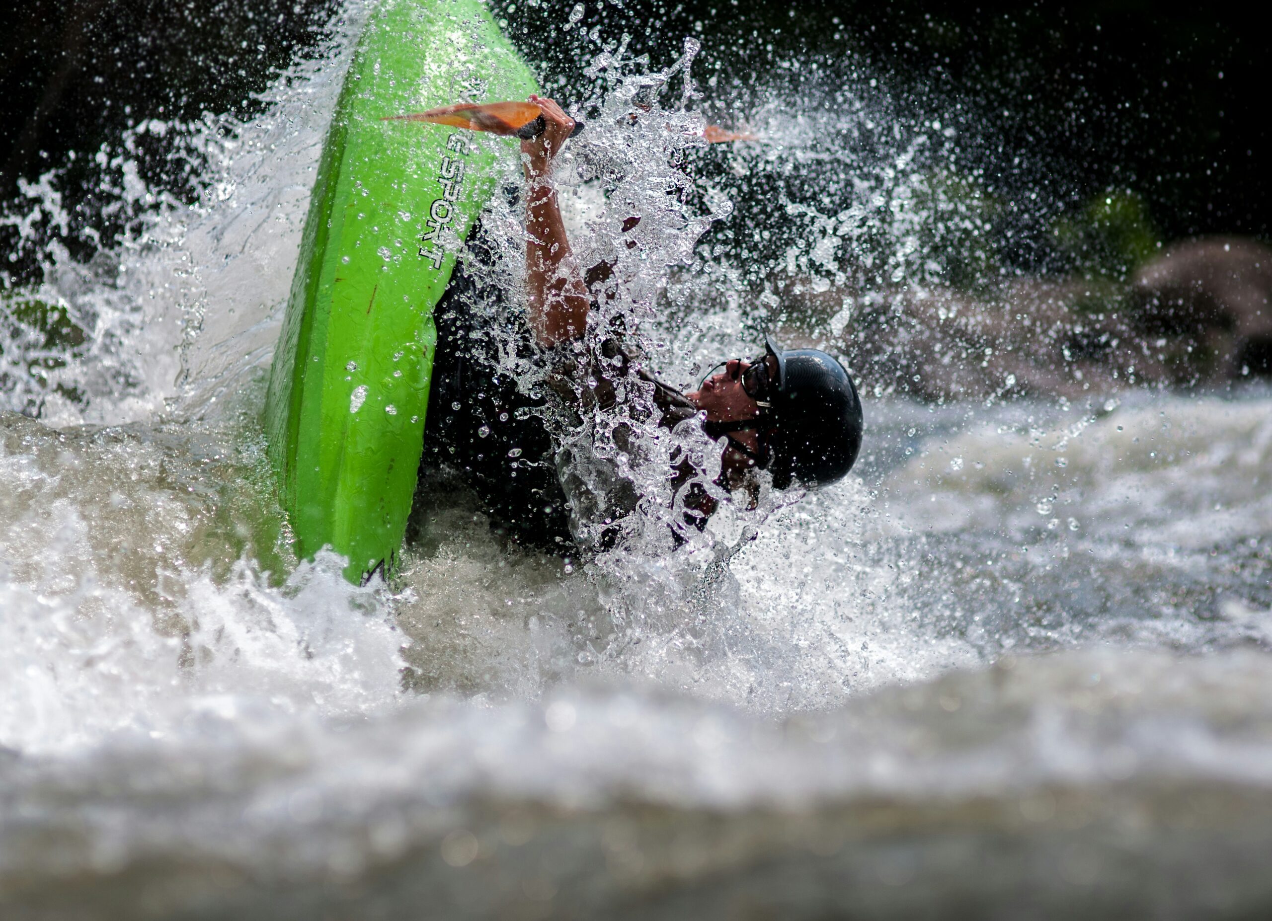 kayaks flip