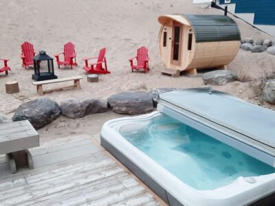 The Sandals Of Tiny Hottub, Sauna, White SandBeach