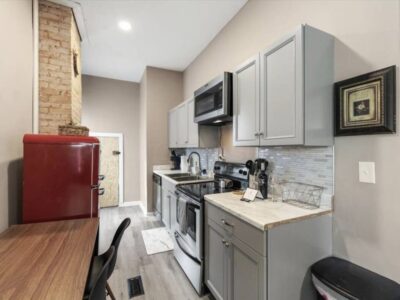 Luxurious and Practical 1BD/1BA Nomad Paradise