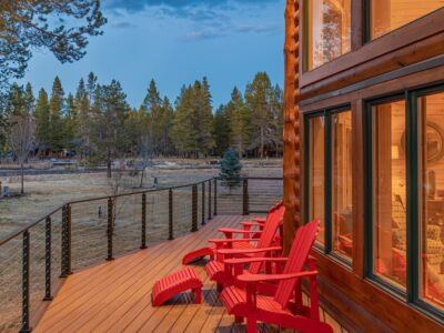 Riverfront Log Cabin with Foosball and Air Hockey