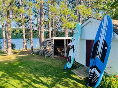 White Pine Cottage Wilberforce- Sandy Beach Entry